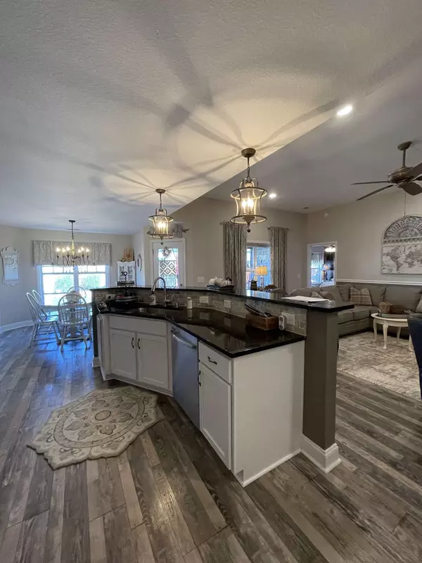 613 Bassett Ln, Clarksville, TN 37043