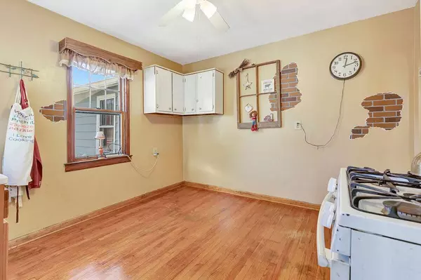 2060 John Gray RD, Fairfield, OH 45014