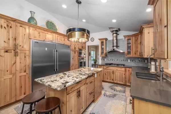 5009 E Glennaire Dr, Spokane, WA 99223