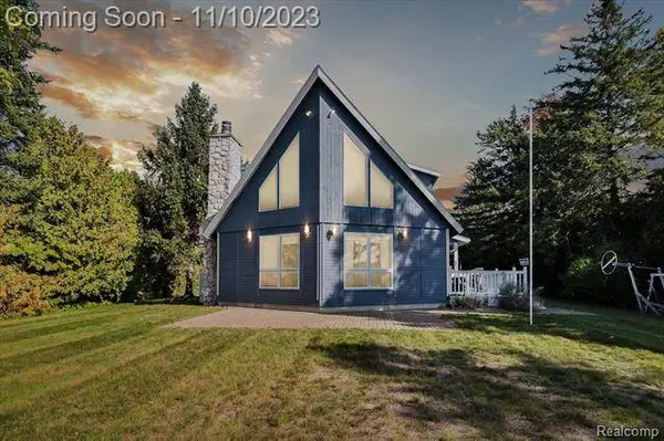 7550 E SIERRA Drive N, Traverse City, MI 49684