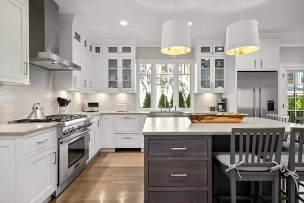 9 Lochstead Ave, Boston, MA 02130