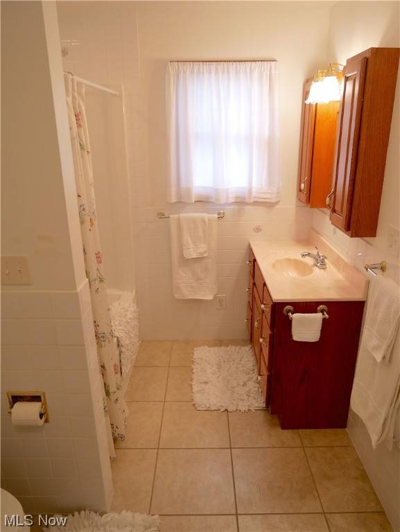 808 Elm ST, Martins Ferry, OH 43935