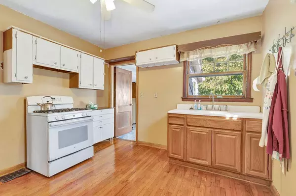 2060 John Gray RD, Fairfield, OH 45014