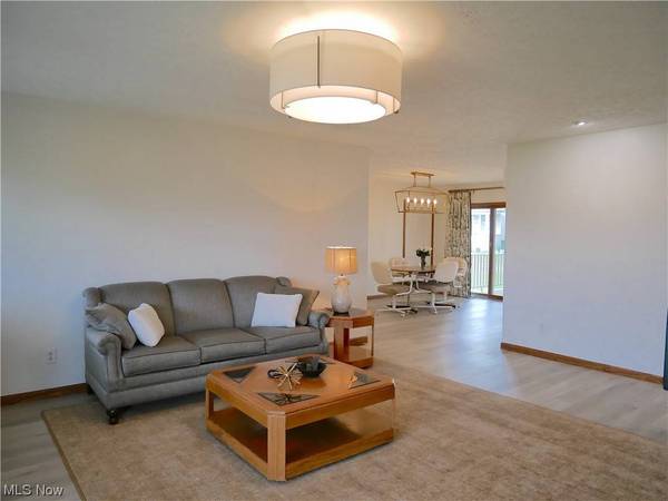 808 Elm ST, Martins Ferry, OH 43935