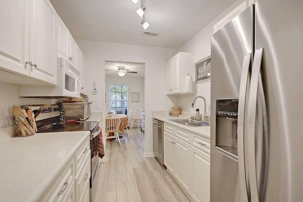 8015 Vermont Road, North Charleston, SC 29418