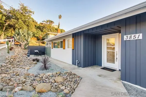 3851 Curtis St, San Diego, CA 92106