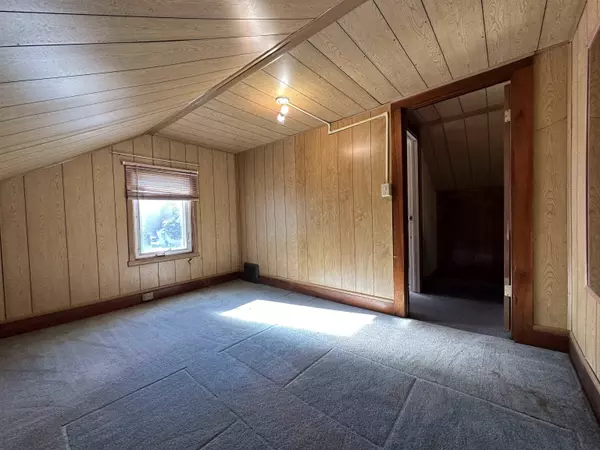 828 5TH ST, Menasha, WI 54952