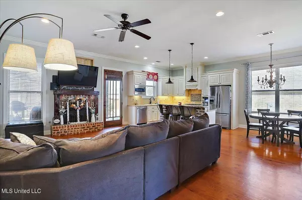 220 Emerald Circle, Brandon, MS 39047