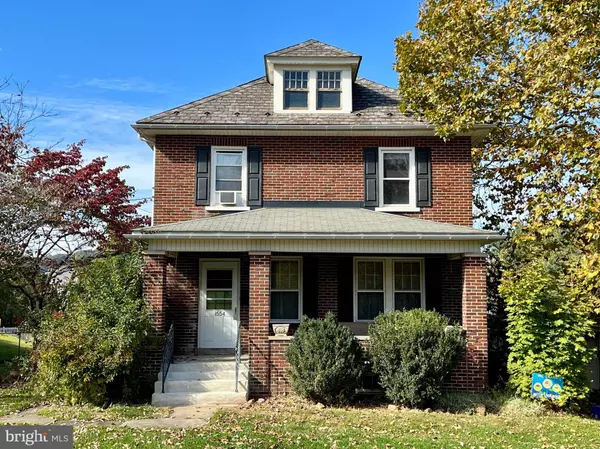 1554 EASTON RD, Hellertown, PA 18055