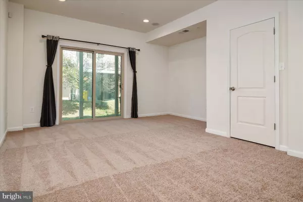 7230 WINDING HILLS DR, Hanover, MD 21076