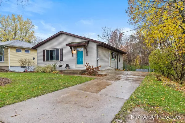 4153 Hillsdale NE Avenue, Grand Rapids, MI 49525