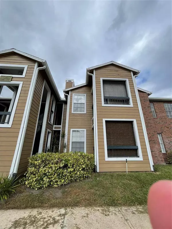 4367 THORNBRIAR LN #207, Orlando, FL 32822