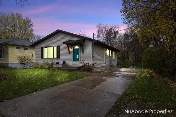4153 Hillsdale NE Avenue, Grand Rapids, MI 49525