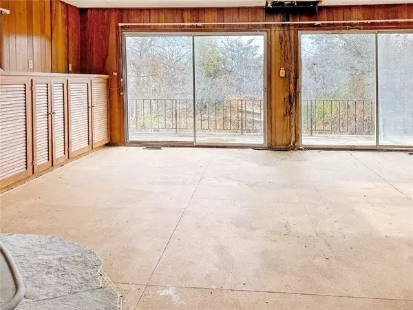 3375 3rd Avenue SE, Cedar Rapids, IA 52403