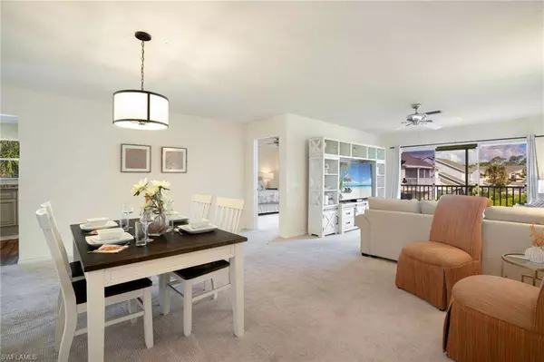 1599 Trafalgar LN #O-201, Naples, FL 34116