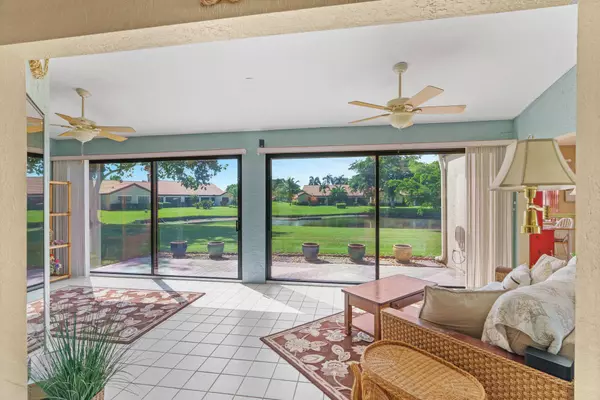 8187 Mooring CIR, Boynton Beach, FL 33472