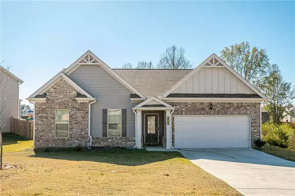 106 Mcginnis CIR, Calhoun, GA 30701