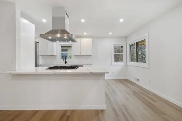 3511 Saint Paul AVE, Minneapolis, MN 55416