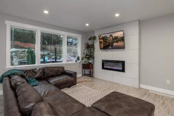 6112 E 14th Ln, Spokane Valley, WA 99212