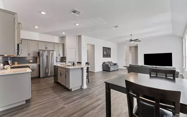 1425 ESCARPMENT, New Braunfels, TX 78132-3487