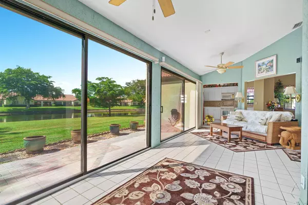 8187 Mooring CIR, Boynton Beach, FL 33472