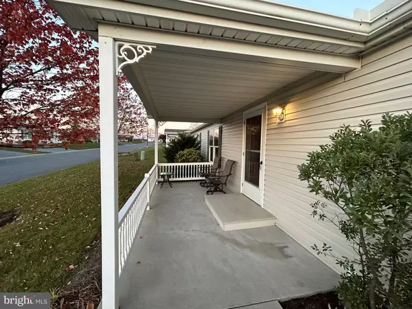 72 BAUER DR, Lebanon, PA 17046