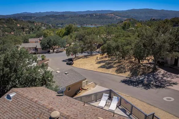 2182 Ridge Rider RD, Bradley, CA 93426