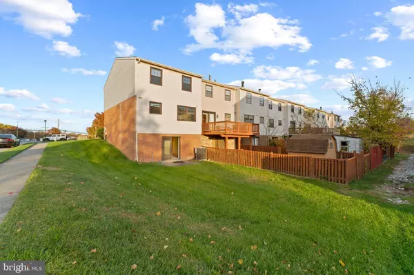 2 HOLLAND HILL CT, Catonsville, MD 21228