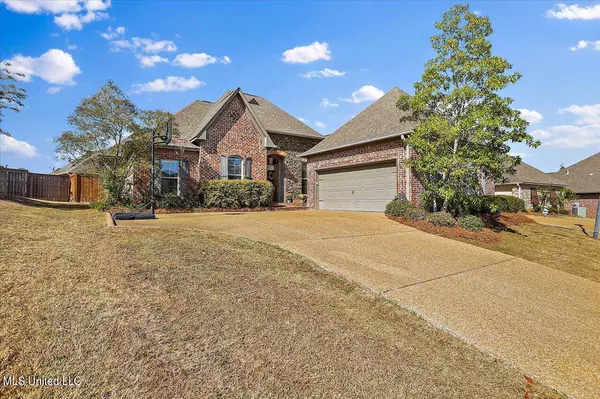 220 Emerald Circle, Brandon, MS 39047