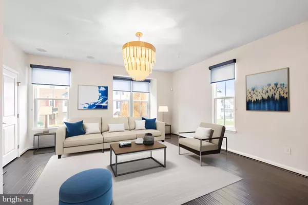 608 N ATWATER DR, Malvern, PA 19355