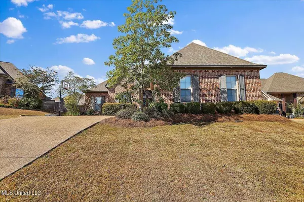 220 Emerald Circle, Brandon, MS 39047