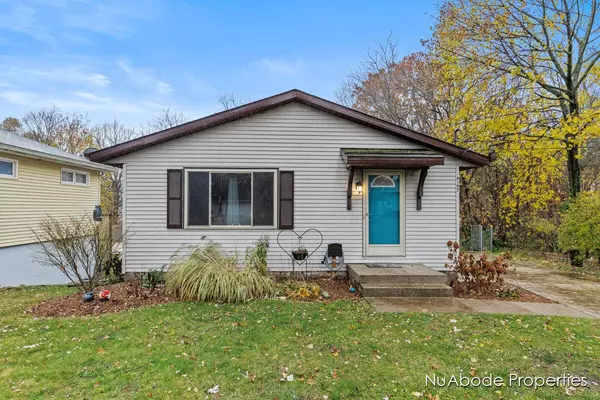 4153 Hillsdale NE Avenue, Grand Rapids, MI 49525