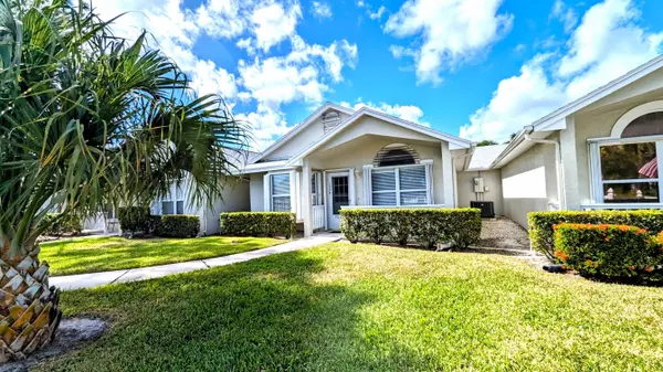 1172 NW Lombardy DR, Port Saint Lucie, FL 34986