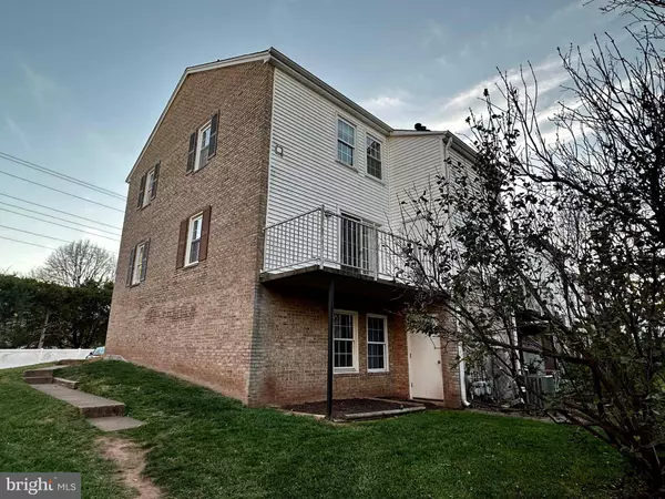 14350 AVOCADO CT, Centreville, VA 20121