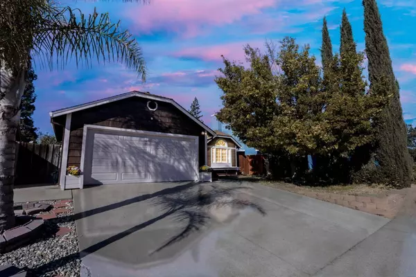 8204 Inskip Dr, Sacramento, CA 95828