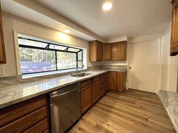 43973 Pine Flat Drive, California Hot Springs, CA 93207