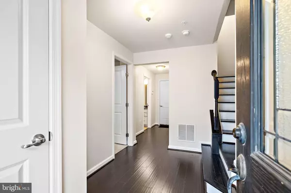 608 N ATWATER DR, Malvern, PA 19355