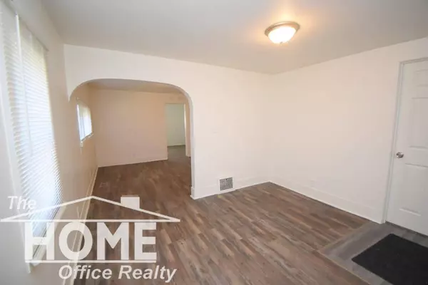 835 Ament Street, Owosso, MI 48867