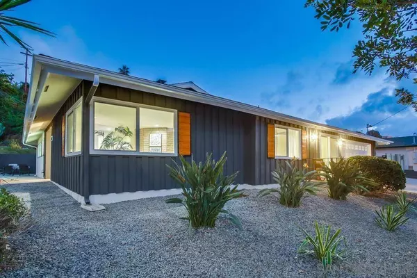 3851 Curtis St, San Diego, CA 92106