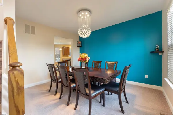 16 Galleria Dr, Mays Landing, NJ 08330