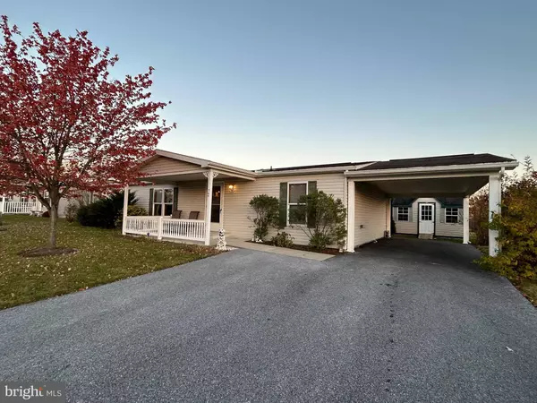 72 BAUER DR, Lebanon, PA 17046