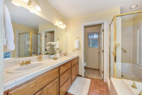 12420 Leeds DR, Auburn, CA 95603