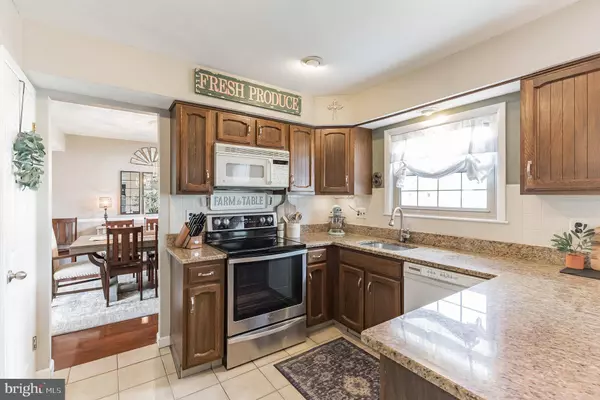 108 PEACHFIELD CT, Marlton, NJ 08053