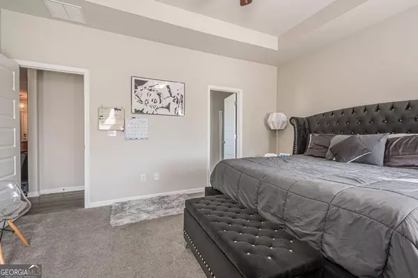 106 Mcginnis CIR, Calhoun, GA 30701