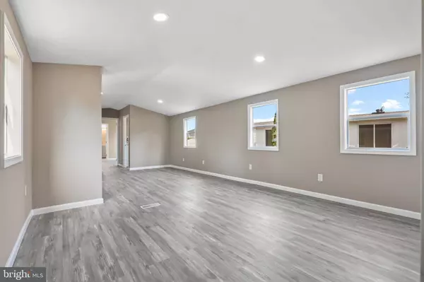 100 LARIAT ROAD, Middle River, MD 21220