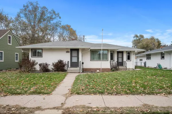 153 Poplar ST E, South Saint Paul, MN 55075