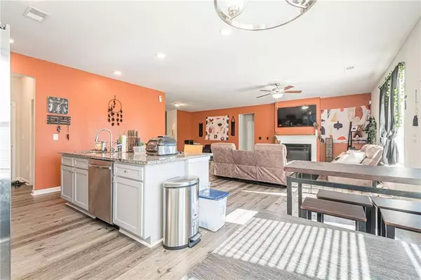 106 Mcginnis CIR, Calhoun, GA 30701