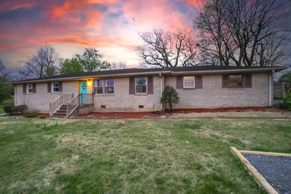 517 E Campbell Rd, Madison, TN 37115