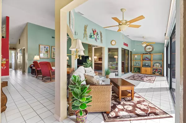 8187 Mooring CIR, Boynton Beach, FL 33472