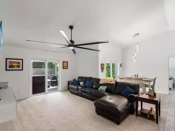 402 Concha DR, Sebastian, FL 32958